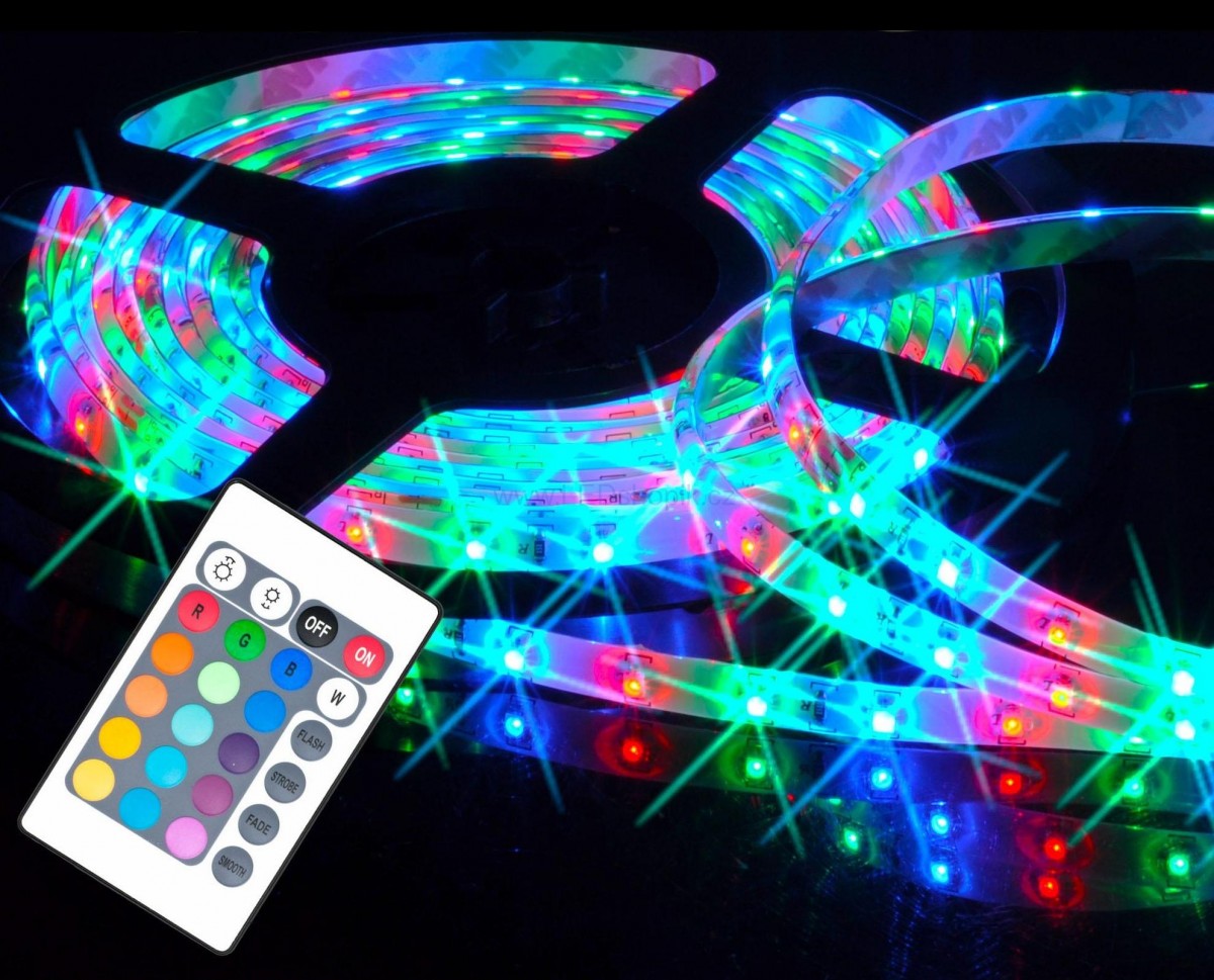 LED pásek barevný (RGB) - 5 metrů - kompletní sada LED pásek barevný (RGB) - 5 metrů - kompletní sada